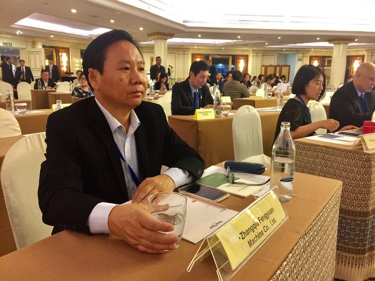 午夜福利久久董事長景奉國出席會議 午夜福利久久董事長景奉國出席會議