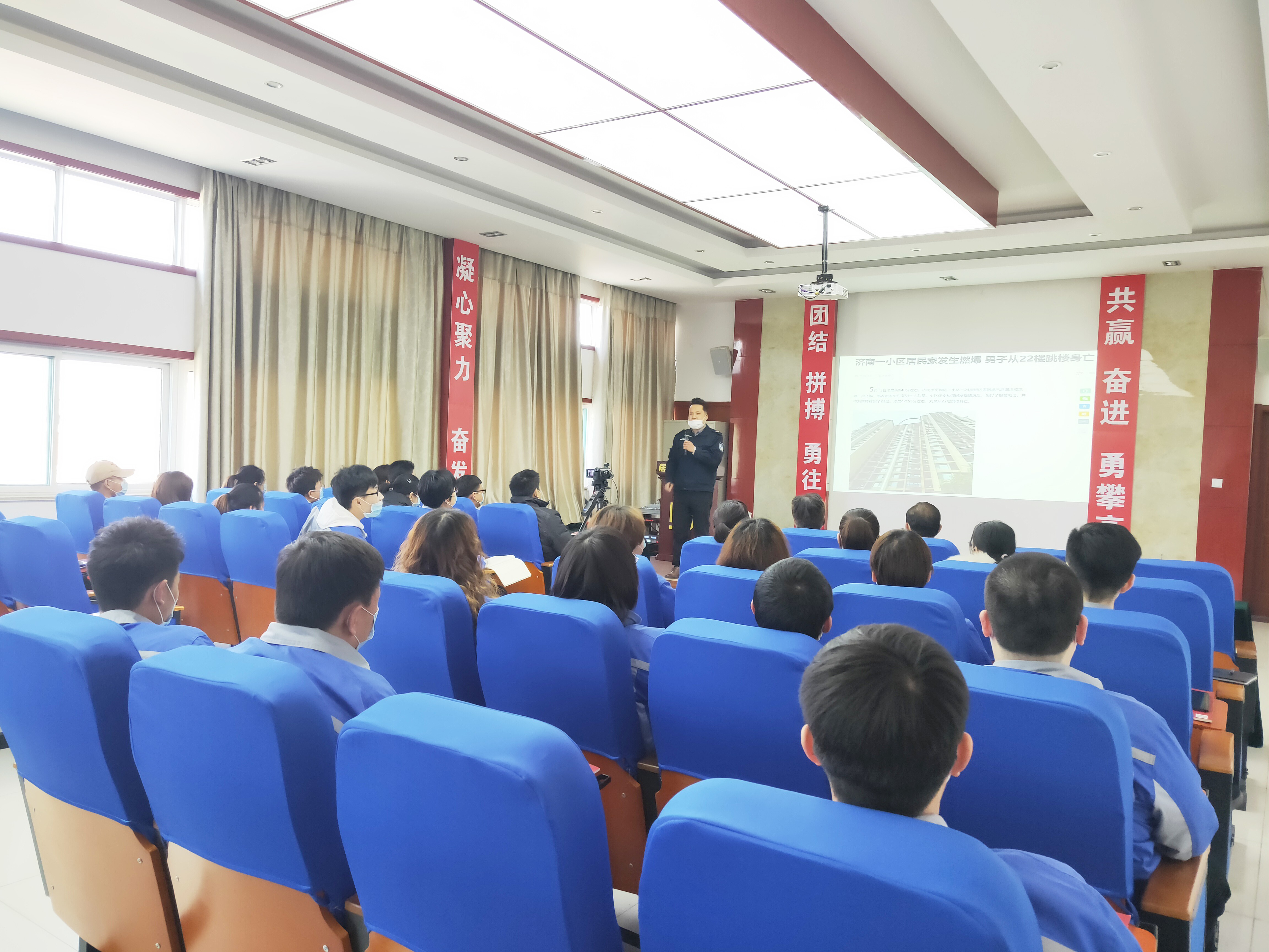 生物質午夜美女福利视频械