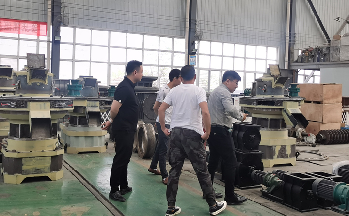 生物質午夜美女福利视频精益生產車間 生物質午夜美女福利视频精益生產車間