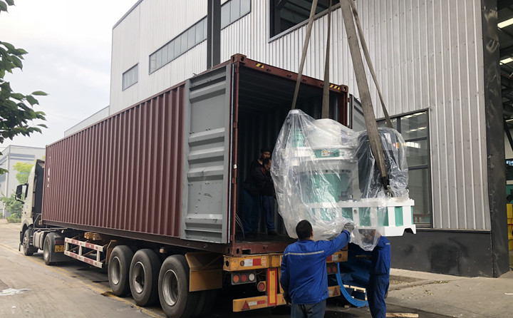 生物質午夜美女福利视频