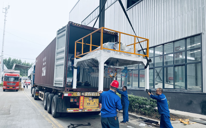 午夜美女福利视频生產線