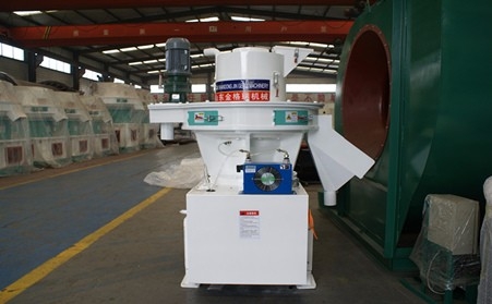 秸稈午夜美女福利视频組