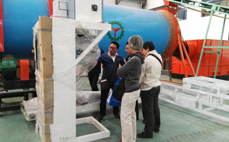 泰國客戶來我公司考察鋸末午夜美女福利视频